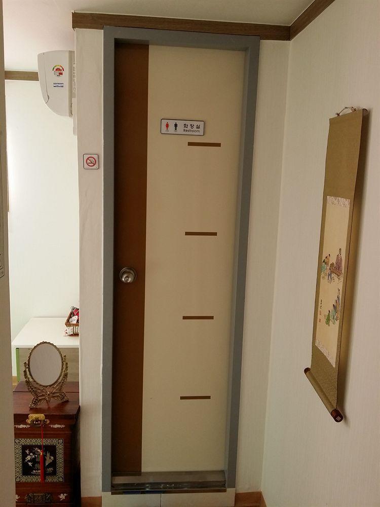 Feliz Guesthouse, Seoul Station מראה חיצוני תמונה