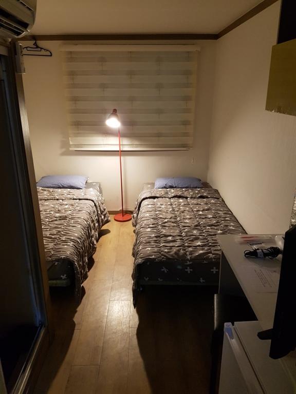 Feliz Guesthouse, Seoul Station מראה חיצוני תמונה